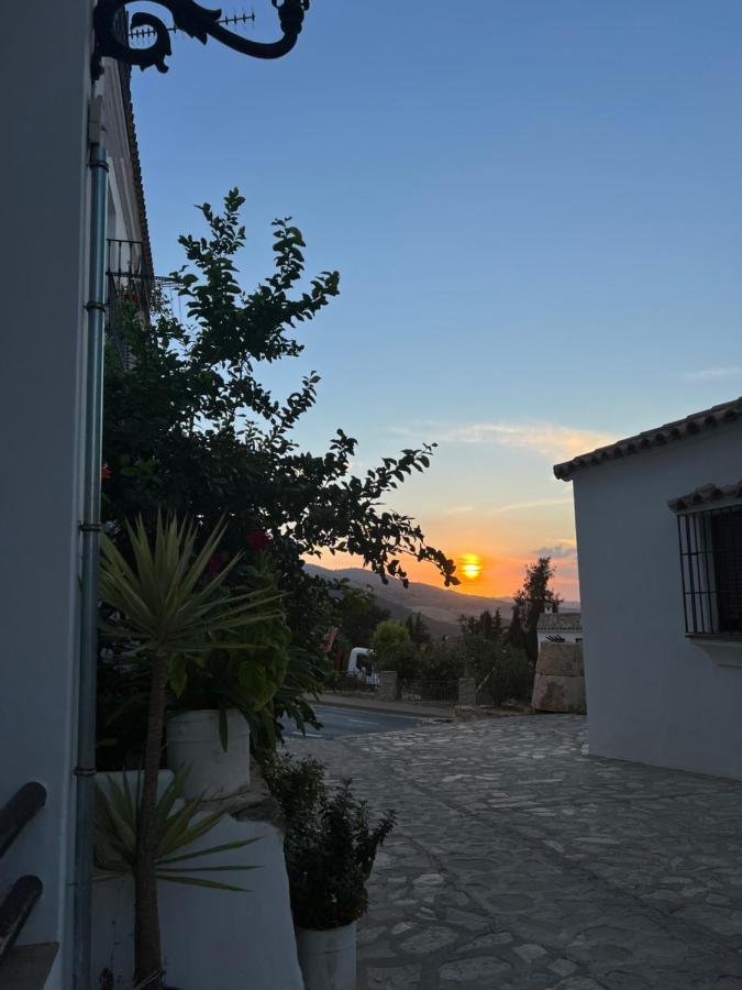 Casa Atardecer Leilighet Zahara De La Sierra Eksteriør bilde